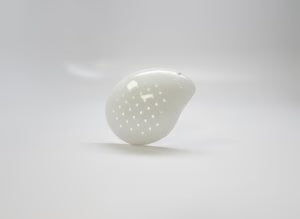WHITE ACRYLIC SHIELD, W/PINHOLES, right eye 50/box